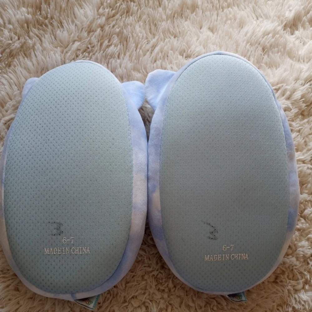 Squishmallows Melani The Blue Artic Fox Puffy Comfy Cozy slippers